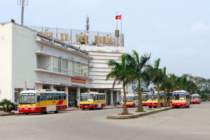 yen nghia bus station for hanoi moc chau